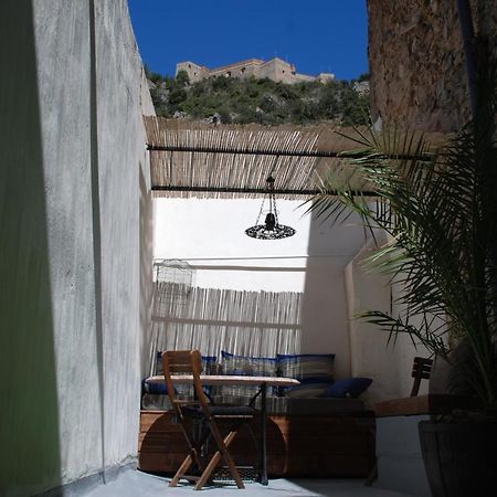 Appartement De Charme Au Coeur D Une Cite Medievale Villefranche-de-Conflent Exterior foto