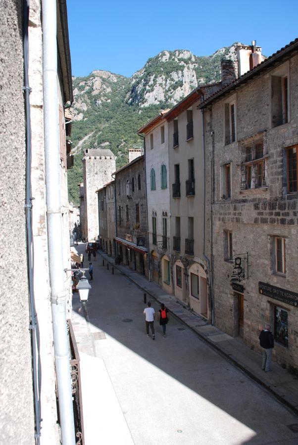 Appartement De Charme Au Coeur D Une Cite Medievale Villefranche-de-Conflent Exterior foto