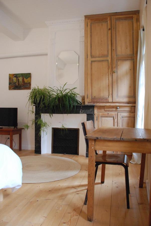 Appartement De Charme Au Coeur D Une Cite Medievale Villefranche-de-Conflent Exterior foto